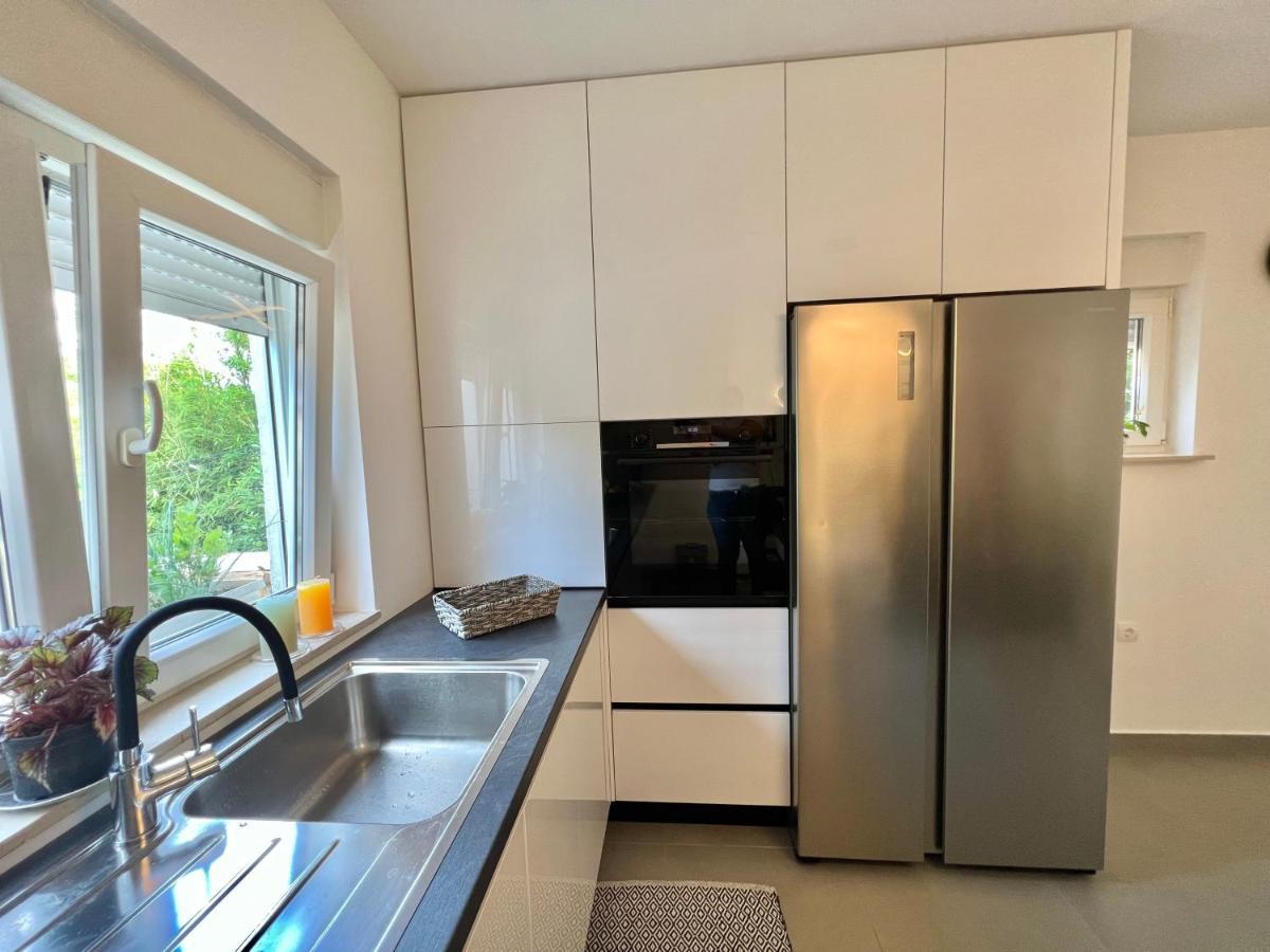 Apartman Barbara 茨里克韦尼察 外观 照片